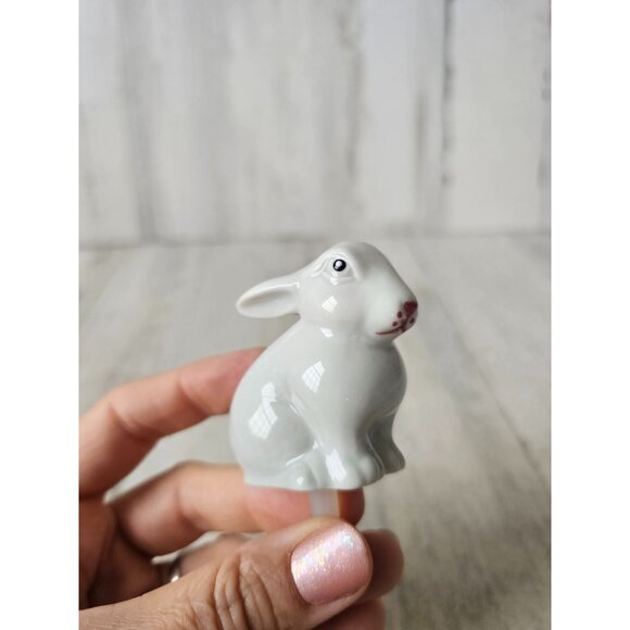 Nora Fleming Easter Bunny rabbit spring mini white retired - Picture 3 of 9